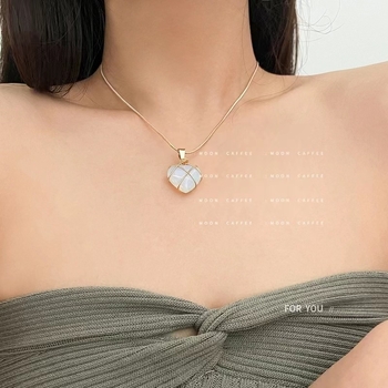 Ιαπωνικά και Κορεατικά Καλοκαιρινά Νέα Κορίτσια με Καρδιά και Κρύσταλλο σε Σκόνη, Οπάλιο, Εξειδικευμένες Εισαγωγές, Δώρο για την Κοπέλα, Barbie, Ίδιο Στυλ, Χαριτωμένο Κολιέ