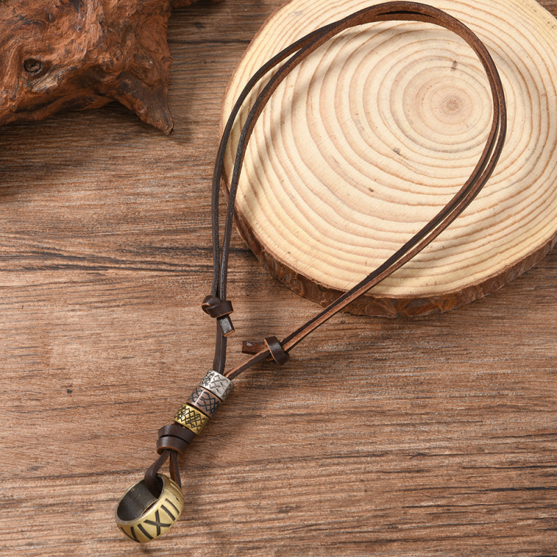 Novi europski i američki dodaci Jednostavna podesiva ogrlica od kravlje kože u retro stilu, kreativni oblik upaljača za muškarce i žene