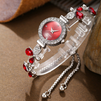 Νέο κορεάτικο στυλ, μικρό, στρογγυλό, μικρό, γυναικείο ρολόι χαλαζία με σταγόνα νερού και διαμάντια, με μπρασελέ από κράμα αλουμινίου και στρογγυλό βραχιόλι.