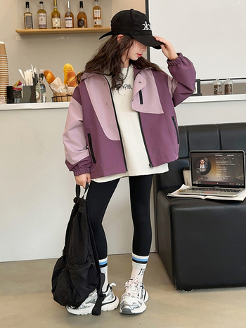 Σχεδιασμένα μπουφάν για κορίτσια, Νέα στυλ Άνοιξης & Φθινοπώρου, Παιδικά μπουφάν εργασίας patchwork μεσαίου και μεγάλου μεγέθους σε αντίθεση, Μοντέρνα μπλουζάκια