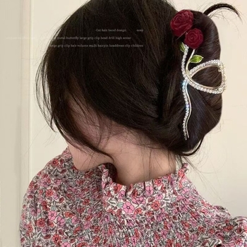 Velika ukosnica za kosu s motivom ruže i cirkona, visoka kopča za glavu s motivom tulipana, simulacija voća i trešnje, morskog psa.