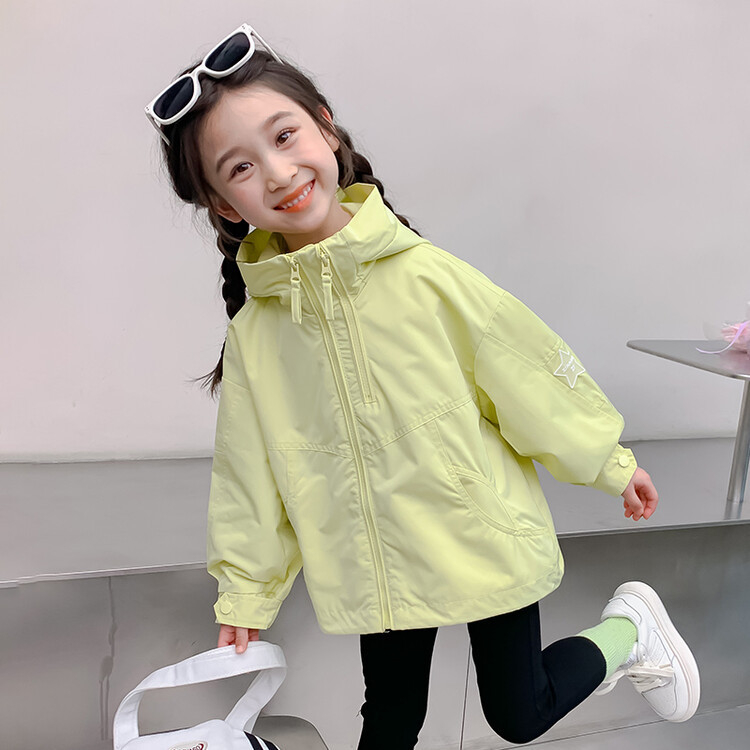 Νέο αντιανεμικό μπουφάν με κουκούλα για κορίτσια Άνοιξη & Φθινόπωρο Νέο μοντέρνο παιδικό μπουφάν με πεντάκτινο αστέρι Παιδικά ρούχα Χαριτωμένο μικρό αντιανεμικό