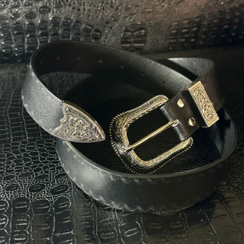 Νέα ζώνη με σκαλιστό σχέδιο στο άκρο του 2025 σε απόθεμα, μοντέρνα και ευέλικτη, κατάλληλη για παντελόνια με φαρδιά μπατζάκια, παντελόνια κοστουμιού, γυναικεία ζώνη από δέρμα PU