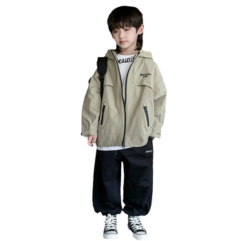 Παιδικά Ρούχα Φθινοπώρου 2025 Νέο Φθινοπωρινό Μπουφάν για Μεγάλα Αγόρια, Αποσπώμενο Αντιανεμικό, Μοντέρνα Μπλούζες για Άνοιξη και Φθινόπωρο για Αγόρια