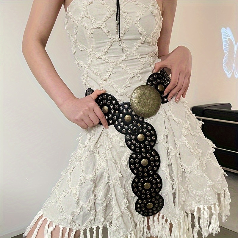 Bohém stílusú női retró mintás nagy pite kerek csatos öv farmer üreges öv minden alkalomra megfelelő hétköznapi stílus