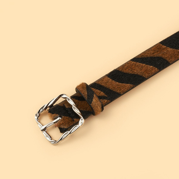 Curea din aliaj cu cataramă japoneză cu răsucire nouă transfrontalieră, curea decorativă casuală cu cataramă pătrată, în stoc en-gros