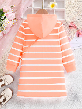 Διασυνοριακό ευρωπαϊκό και αμερικανικό στυλ κοριτσιού με χαριτωμένο πουλόβερ με στάμπα με κινούμενα σχέδια και ζωάκια, μακριά μανίκια και κουκούλα, casual φόρεμα