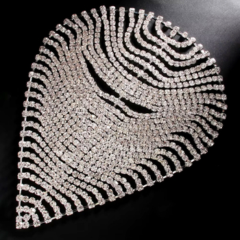 AliExpressis müüdavad mitmekihilised juukseketid, lihtsad Euroopa ja Ameerika stiilis välgatavad rhinestones peakatted, moeetenduste etenduste juukseaksessuaarid