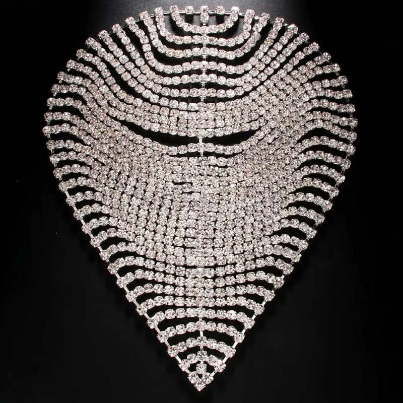 AliExpressis müüdavad mitmekihilised juukseketid, lihtsad Euroopa ja Ameerika stiilis välgatavad rhinestones peakatted, moeetenduste etenduste juukseaksessuaarid