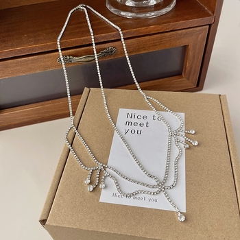 Ευρωπαϊκή και αμερικανική απλή και κομψή αλυσίδα μαλλιών με στρας σε πωλήσεις, μοντέρνα αλυσίδα για το μέτωπο σε σχήμα σταγόνας νερού, ευρωπαϊκά και αμερικανικά αξεσουάρ μαλλιών για γυναίκες, αλυσίδα μαλλιών