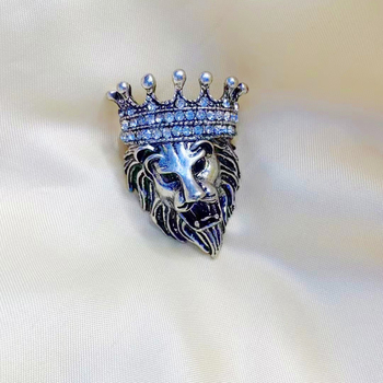 Broșe retro cu leu european și american, ace cu coroană de pajiște, accesorii pentru haine pentru bărbați și femei, en-gros în stoc