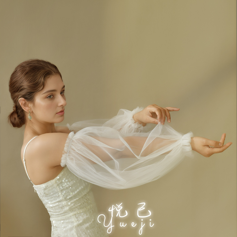 „Yueji“ vestuvinės suknelės su nuimamomis pūstomis tinklinėmis rankovėmis, juodos ir baltos spalvos, tinklinės, netikros rankovės, dengiančios rankas, Yjm10
