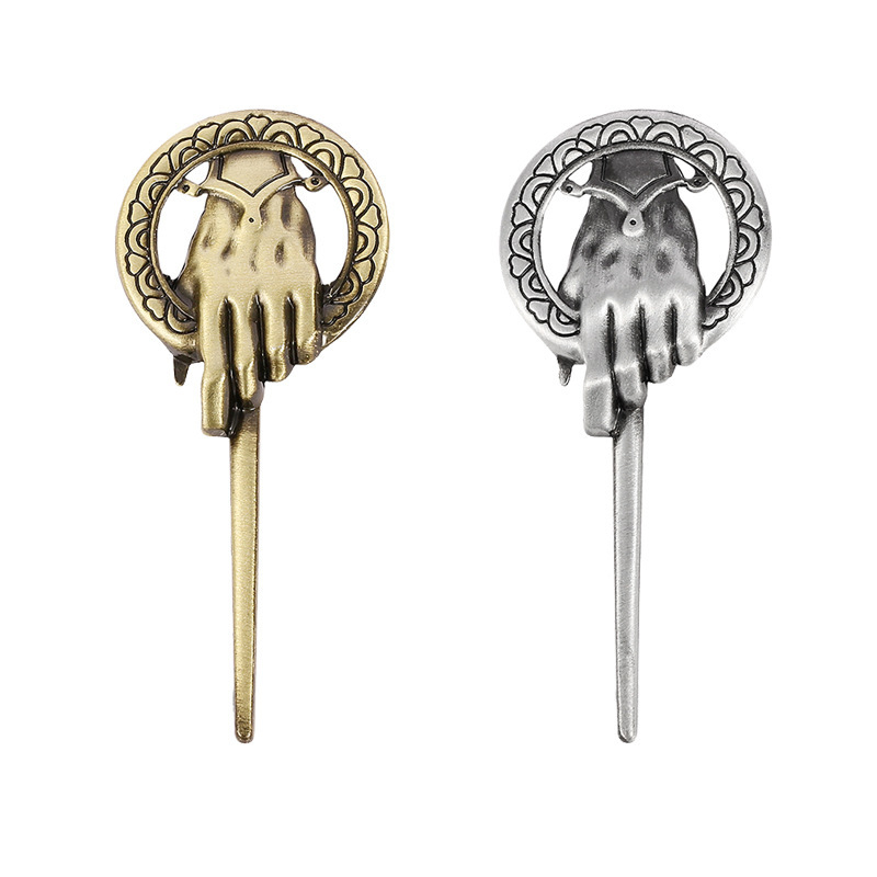 Broșă transfrontalieră cu insignă metalică periferică, vânzare fierbinte, cântec de gheață și foc, mâna regelui, en-gros