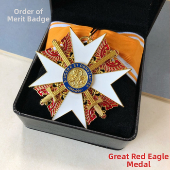 Spot Export Veľký kríž Červený orol Medaila Trojvrstvová štruktúra Kovový odznak Zahraničná medaila Sovietska pamätná medaila Stuha