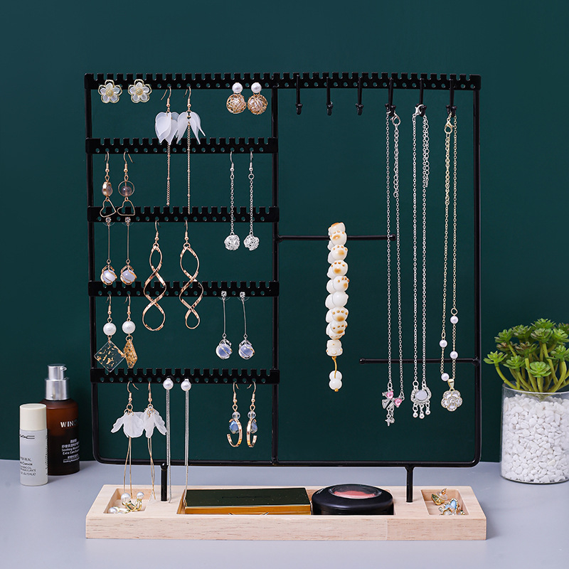 Piiriülesed valmis metallist loomingulised kõrvarõngad, kaelakee, sõrmusealus, ehtepood, pärlitega otseülekande rekvisiitide lett, ehtealus