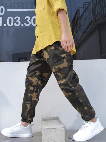 Παιδικά παντελόνια cargo καμουφλάζ σε απόθεμα, casual παντελόνια για το φθινόπωρο, μακριά παντελόνια για μεγαλύτερα παιδιά, μοντέρνα παιδικά ρούχα