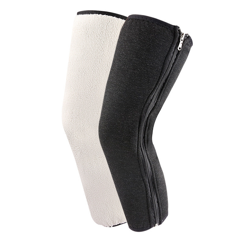 Rudens ir žiemos pilnas vilnos pamušalas, apskritas dirbtinės avikailio medžiagos aksomas, dvigubai pastorintas kelių apsaugas, šiltas kojų apsaugas su užtrauktuku.