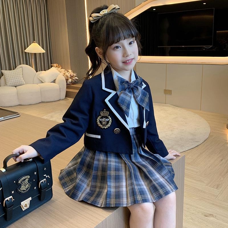 Tüdrukute kolledži stiilis ülikond kevadriided tüdrukute JK vormiriietus 2024 uus keskmise ja suure suurusega laste ülikond lasteaia ülikonna plisseeritud seelik