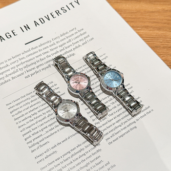 Aiqi νέο φοιτητικό κομψό γυναικείο ρολόι commuter με ημερολόγιο εξειδικευμένο ελαφρύ πολυτελές casual χαλαζιακό ρολόι με ζώνη από χάλυβα