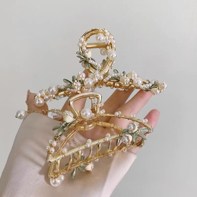 Peen käsitsi valmistatud superhaldjas suvine Mori stiilis haaratsklamber suurte pärlitega juuksenõel pea tagaküljele