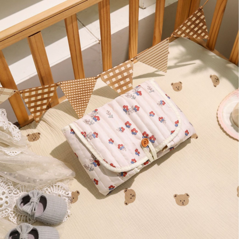 Korėjietiškas dygsniuotas naujagimio kvėpuojantis gėlių siuvinėtas prakaitą sugeriantis vystyklų įklotas, sulankstomas, daugiafunkcis vaikiškas vystyklų įklotas