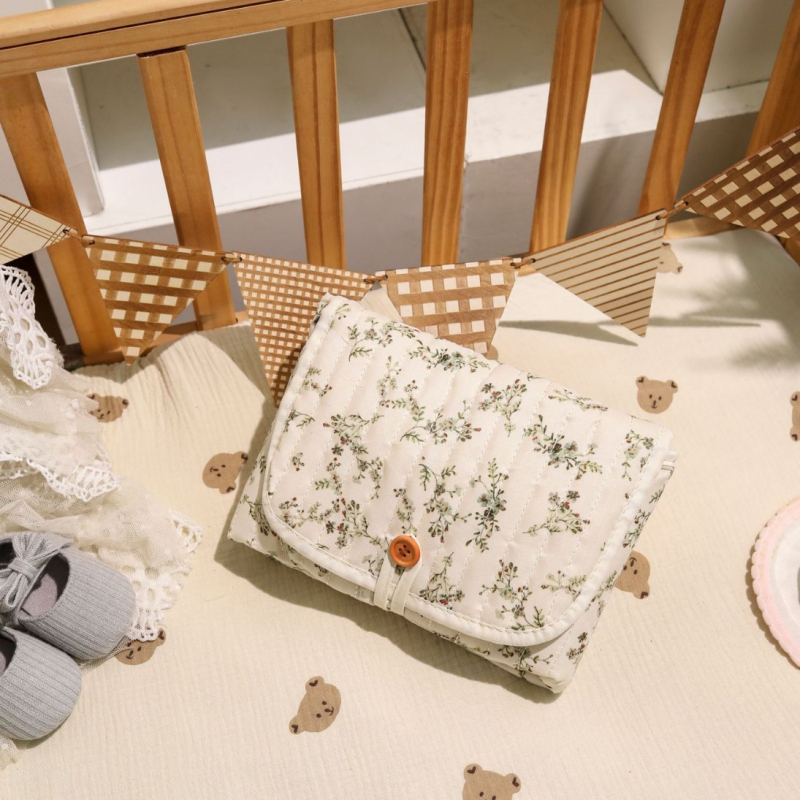 Korėjietiškas dygsniuotas naujagimio kvėpuojantis gėlių siuvinėtas prakaitą sugeriantis vystyklų įklotas, sulankstomas, daugiafunkcis vaikiškas vystyklų įklotas