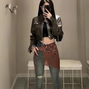 2024. aasta uue stiiliga kleit niššidisainiga leopardilise kolmnurga paeltega, tutiga puusarätikuga vöökate Ameerika stiilis Y2K kuum tüdruk