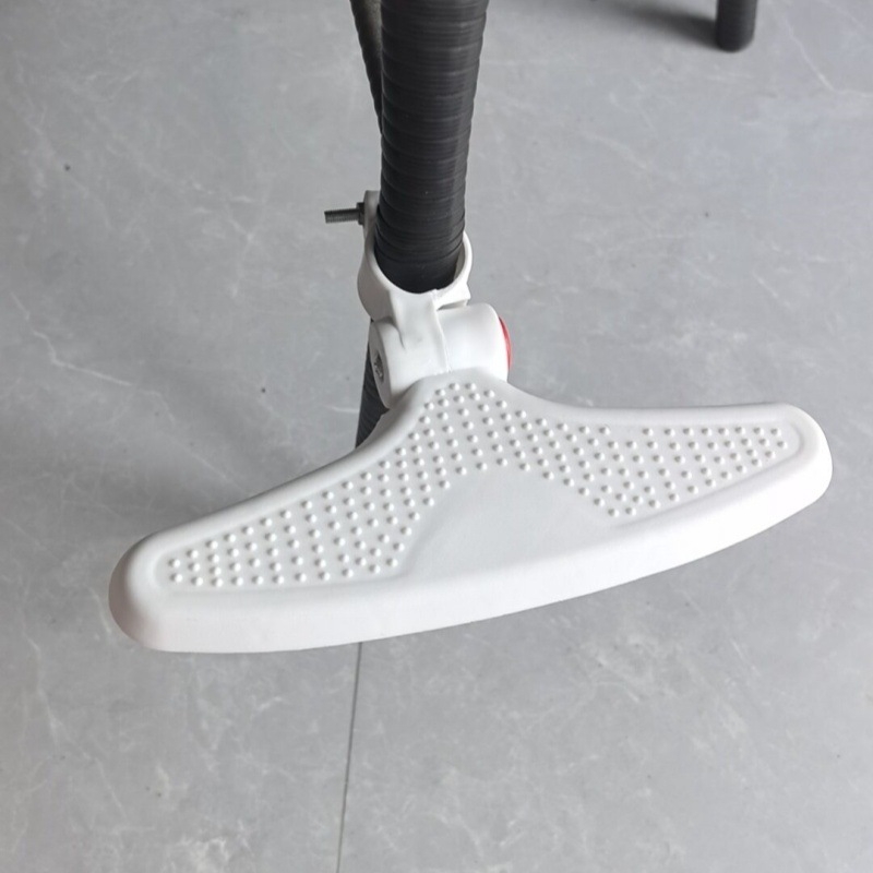 Lastekäru, lapsevanker, lapsehooldusvahend, suur pedaaliga jalatugi, lihtne lapsevanker, lapsehoolduskäru tarvikud