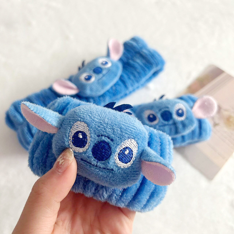 Nukkude peapaelte, koomiksiõmblustega peapaelte, plüüsist näopesu käepaelte, pehmete meigitarvikute hulgimüügi töötlemine ja kohandamine