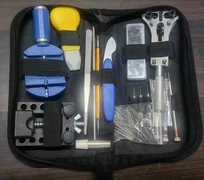 Инструменти за ремонт на маса Гуандун Шенжен 147 броя комплект инструменти за костюми за задна част, хардуерни инструменти, пълен комплект