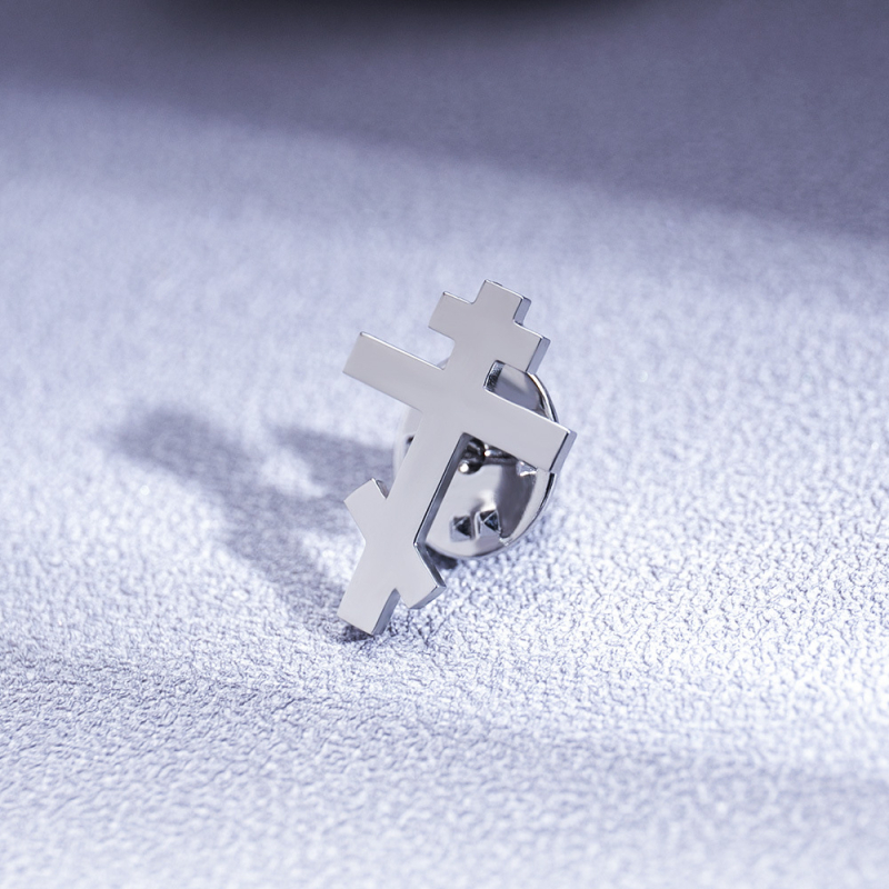 Vintage roostevabast terasest ristpross, moodne tipptasemel ülikonnanõela aksessuaar, meeste ülikonnamärk, trendikas retro