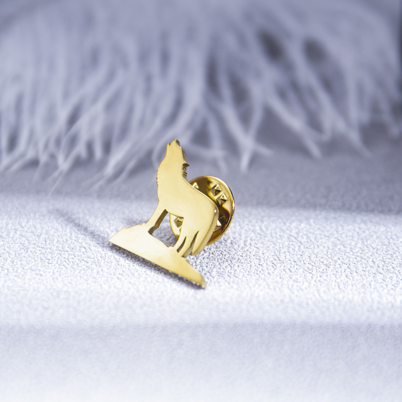 Roostevabast terasest hundiloomaga pross meeste ülikonna jakiga rinnanõel peiupoegade pulmaaksessuaarid trendikas punkstiilis