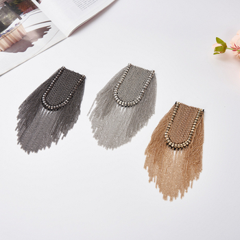 Rūpnīcas tiešā piegāde, jaunas modes dimanta epaulettes ar pušķīšu uzvalku, veiktspējas apģērbu ķēdes aksesuāri, atmosfēras dizains, vairumtirdzniecība