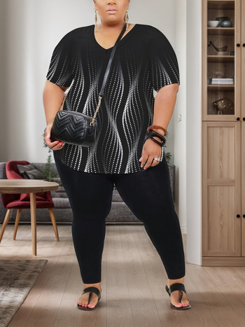 Пролетен и летен дамски костюм с големи размери, моден топ с V-образно деколте и едноцветни панталони с прилепнала кройка, комплект от две части