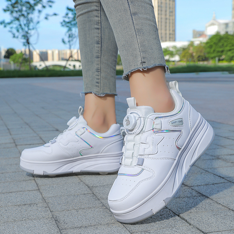 Didmeninė prekyba vaikiškais „heywalk“ batais, gamykliniais tiesioginio mygtuko tipo keturračiais riedučiais berniukams ir mergaitėms, lauko sportiniais riedučiais užsienio prekybai.