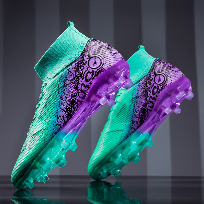 Piiriülesed jalgpallijalatsid noortele, kunstlike naeltega treeningjalatsid, väliskaubanduse kõrge pealispinnaga suvised õhukesed hingavad tossud, pluss-suuruses