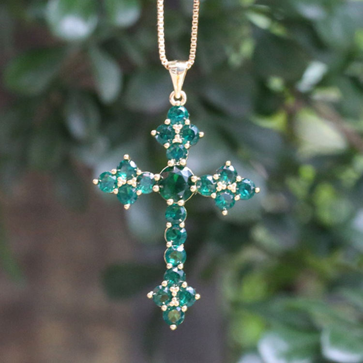 Amazoni uus kuum rist ripats Korea ilu mood elegantne trendikas kaelakee ristkristallkaelakee