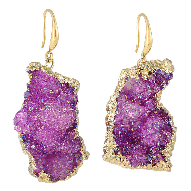 Europietiški ir amerikietiški aksesuarai, natūralaus krištolo ryšulėliai, paauksuoti auskarai, asimetriniai natūralaus akmens spalvoti krištolo rankų darbo auskarai, neapdoroto akmens papuošalai