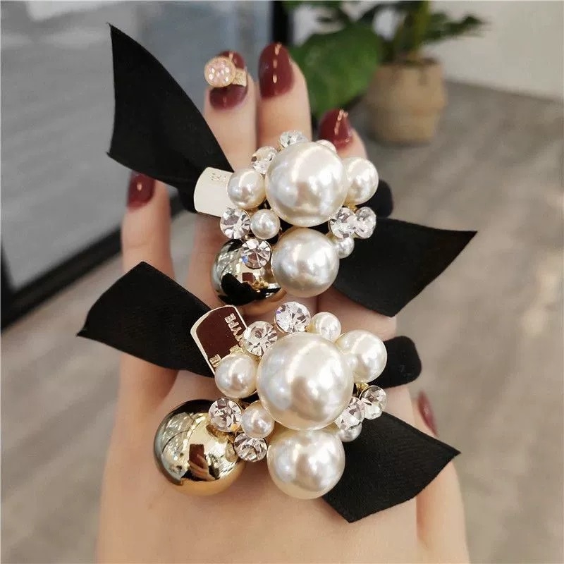 Lõuna-Korea Dongdaemuni uus pärl Rhinestones Rhinestone köis väike lõhnav tuul interneti kuulsuste juuksepahvel elegantne kõrge hobusesaba juukserõngas