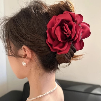 Temperamentne kõrge meelega roosiga haaramisklamber, naiste kõrge meelega õrna lillega juuksenõelaga seljapea haikalaga peakate