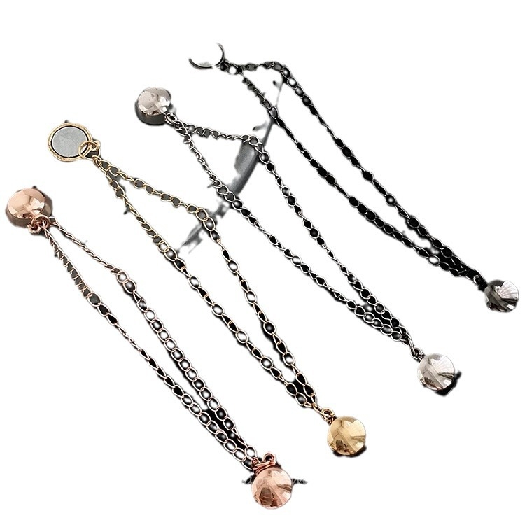 Mitmeotstarbeline T-särk, lühikesed püksid, jalaosaga pitsiline, artefaktäärega, pikk, lühike, ketiga, magnetilise pandlaga, õmblusteta äär, fikseeritud pandlaga