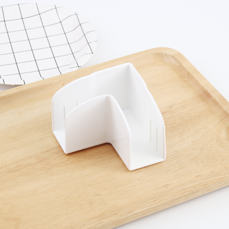 [Allikas Tootja] Imikute ja väikelaste mänguaedik Fikseeritud klambriga beebi siseruumides kasutatav piirdepandlaga libisemiskindel kokkupandav iste