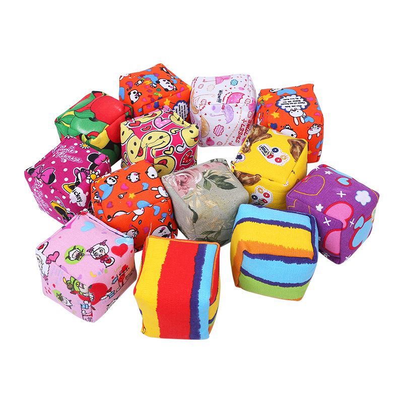 PU liivakott laste liivakott lasteaia algkooliõpilastele spetsiaalne käsitöö liivakottide viskamise märklaua liivakottide viskamise mänguasi