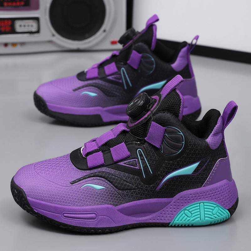 Pöörleva pandlaga poiste kingad kevadel uued võrkkangast laste korvpallijalatsid õpilastele ja teismelistele tegelikud võitlustossud helisevad