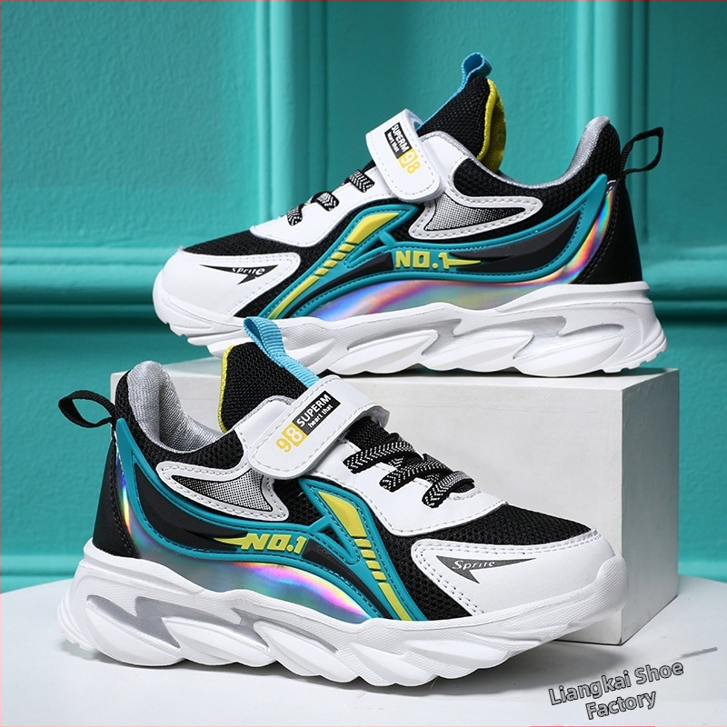 Jinjiangi tehase poiste kingad 2023 kevad- ja sügiskollektsioonist uued hingavad võrgust poiste tossud libisemiskindlad kulumiskindlad