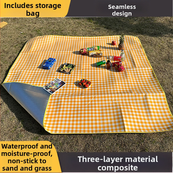 Paksendatud piknikumati välistingimustes kaasaskantav värviline kile piknikumati Internetist kuulus alumiiniumkile niiskuskindel matt ühekordselt kasutatav telkmatt tarvikud