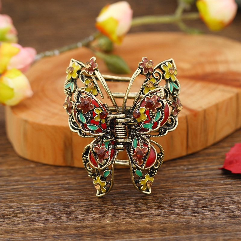 Retro liblikas õõnestatud keskmise kriimustusega imitatsioon Jade updo juukseklamber lihtne rhinestones klamber taga peas updo juukseaksessuaarid