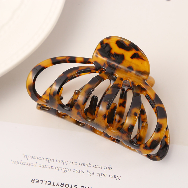 Äädikhappega suur juukseklamber Prantsuse retro soenguga juukseklamber naistele Lihtne kuklasse asetatav metsastiilis luksuslik juukseklamber naistele