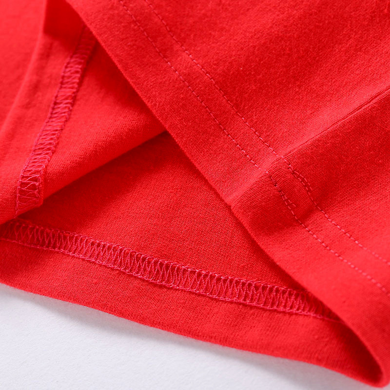 Rahvuspäeva laste esinemiskostüümid, algkooli spordikohtumiste esinemisriided, poiste punased lühikeste varrukatega T-särgid, puhas puuvill, tüdrukute