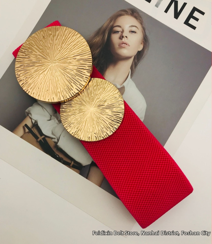 Moebrändi Euroopa ja Ameerika stiilis naiste vööga dekoratiivne mantel elastse vöökohaga, tihe metallist ümmargune pandla ja laia vöökohaga pitser